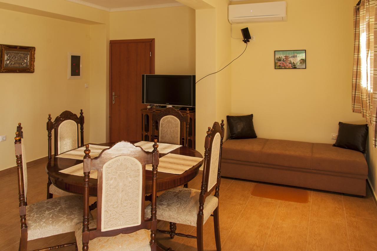 Ellinas Homes Megali Mantineia Экстерьер фото